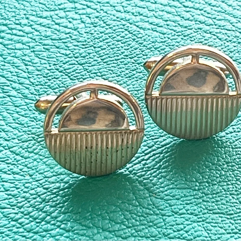 SWANK Cufflinks Gold Tone Round Mid Century Bullet Signed Classic Vintage